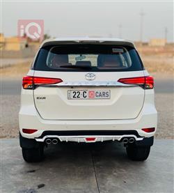 تۆیۆتا فۆرچێنەر